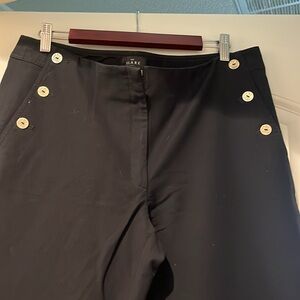 WHBM STRAIT FLAIR BLACK CROPS